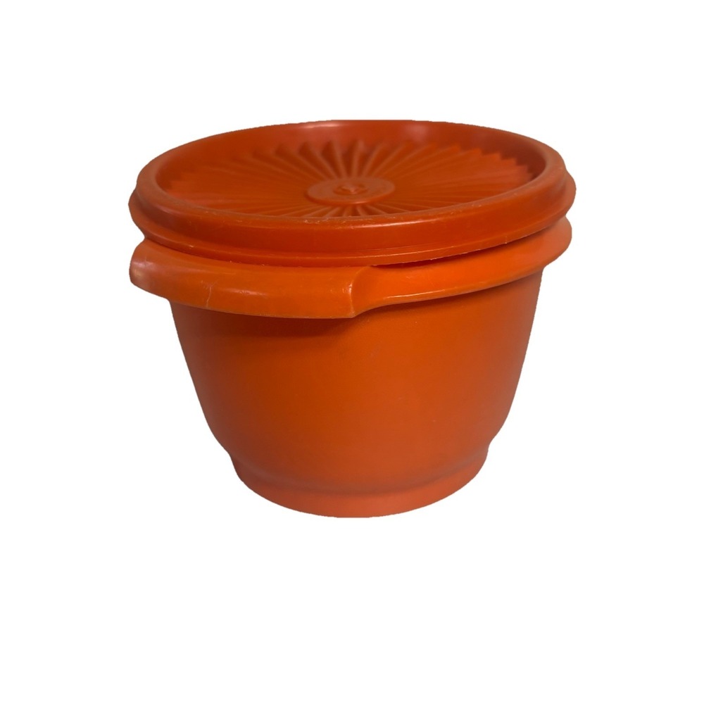 Tupperware Servalier Bowl 20oz #886 Burnt Orange Container with Lid Vintage